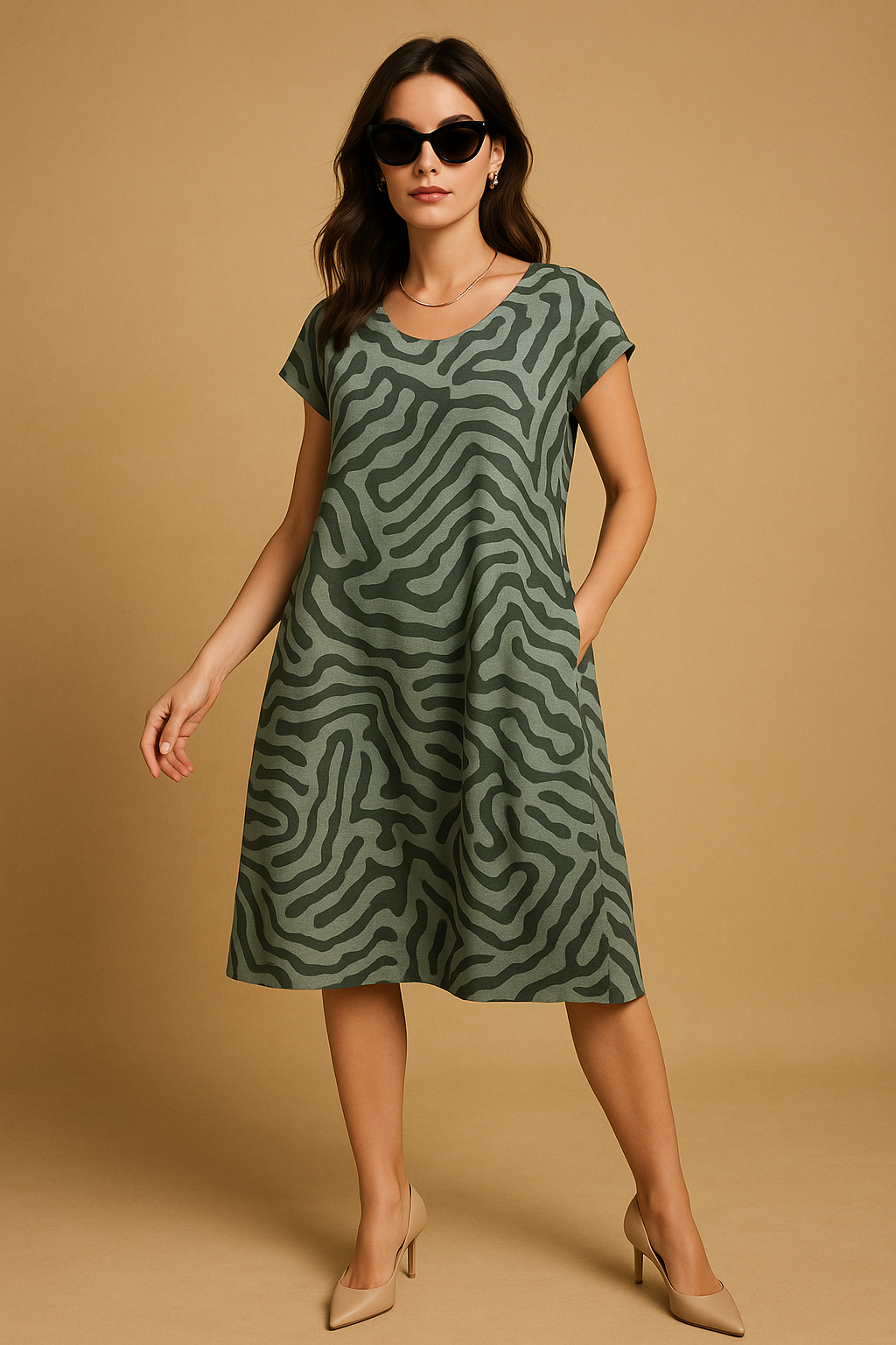 Nelia™ | Sommerkjole med rund hals og smukt print