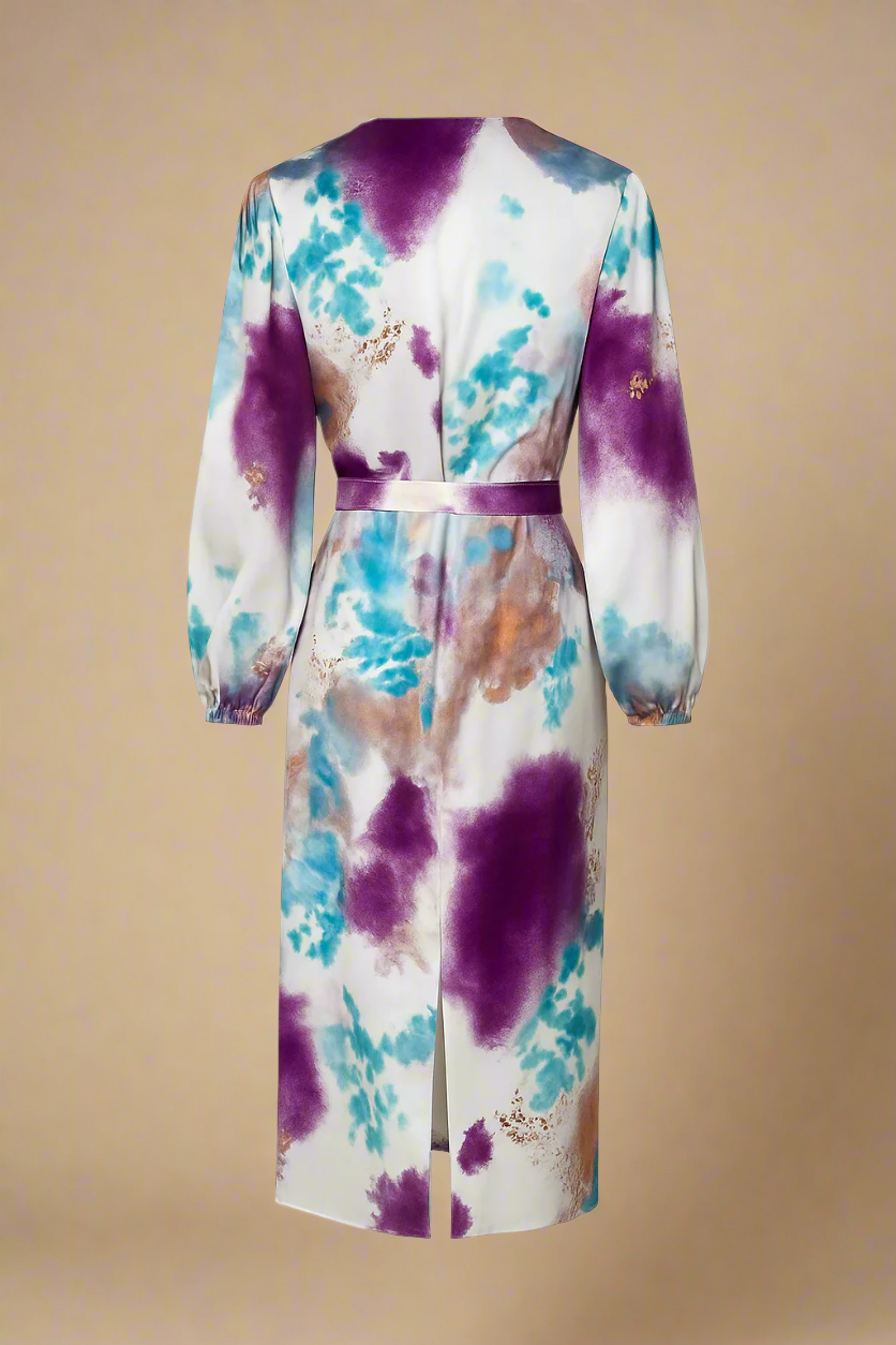 ALVA KJOLE | EN FLYDENDE KOMPOSITION AF FARVER OG FORM